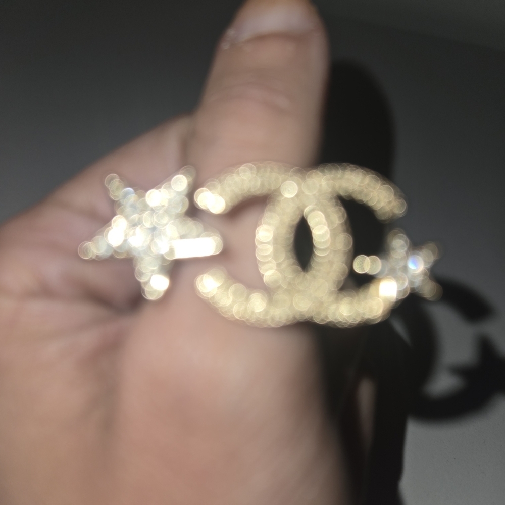CHANEL Gold and Silver Star Ring - Picture 6 of 9